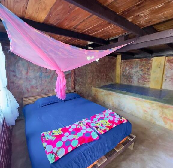 بنگله خانوادگی, Full Moon Bungalow Resort Koh Chang Ranong