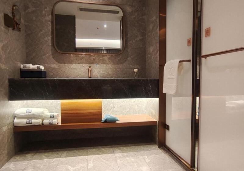 سوییت اجرایی, Lanou Hotel Lianyungang Donghai High Speed Railway Station Crystal City