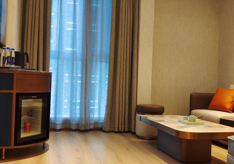 سوییت اجرایی, Lanou Hotel Lianyungang Donghai High Speed Railway Station Crystal City