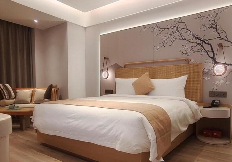 اتاق اجرایی, Lanou Hotel Lianyungang Donghai High Speed Railway Station Crystal City