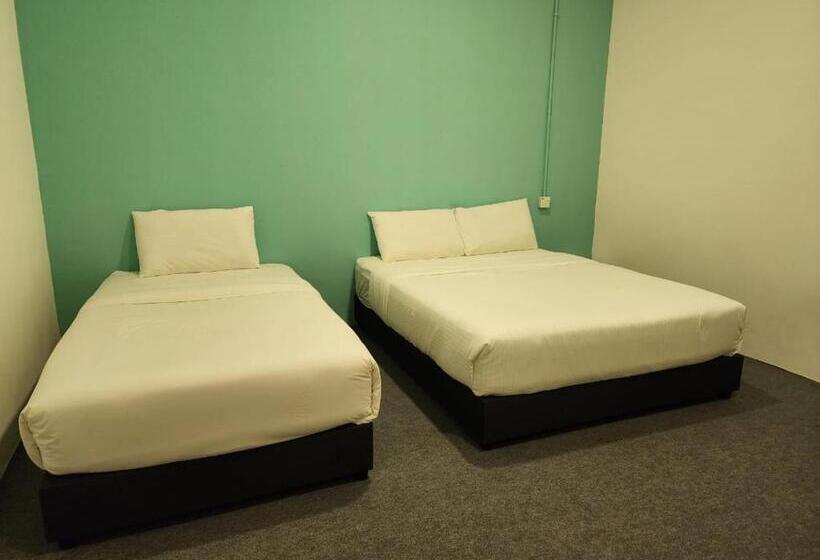 Трехместный Номер Deluxe, Wintel Hotel Tupai