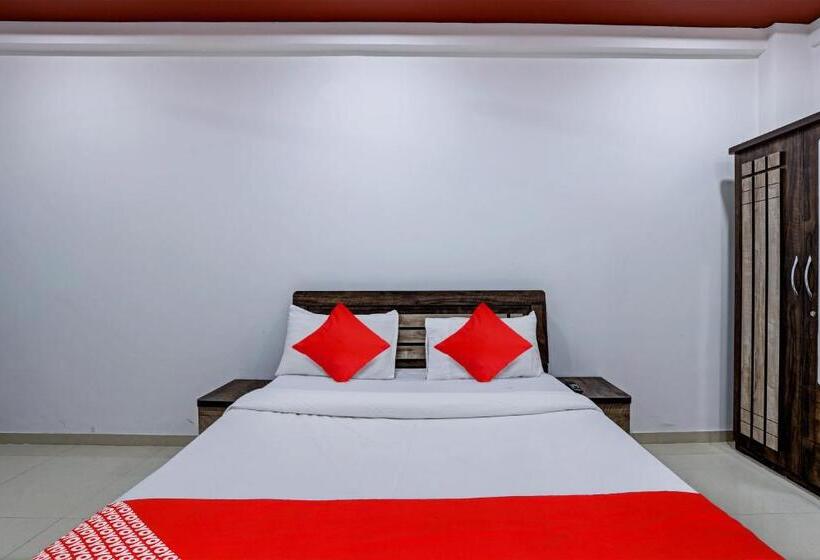 三人经典房间, Oyo Hotel Good Luck