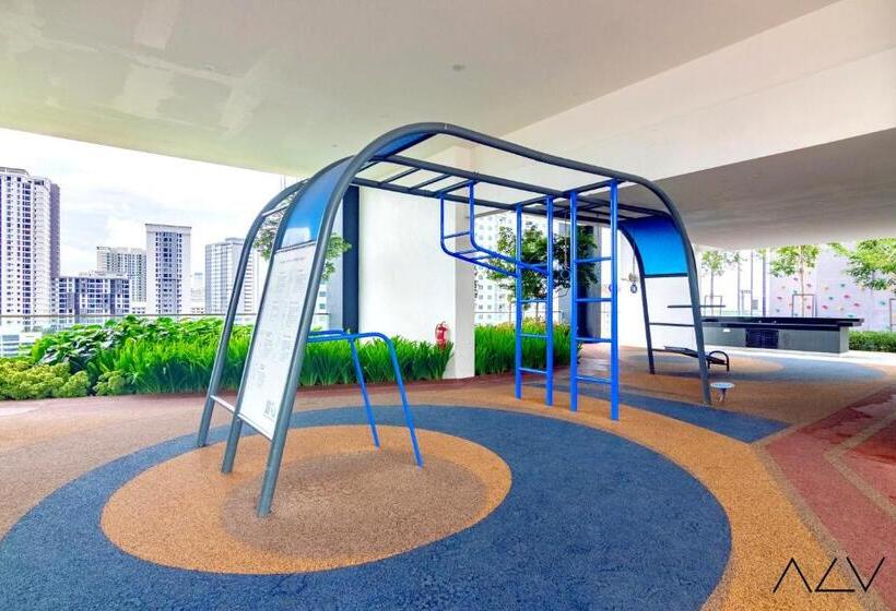 דירת שני חדרים, Urban Suites, Classic Collection By Stellar Alv