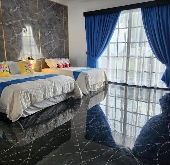 Номер Стандарт Трехместный, Beruntung Ke Bari Resort @ Pantai Penarik