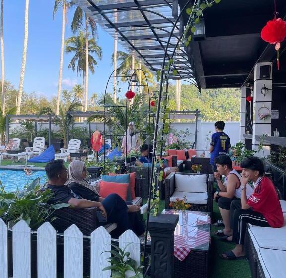 Трехместный Номер Deluxe, Beruntung Ke Bari Resort @ Pantai Penarik