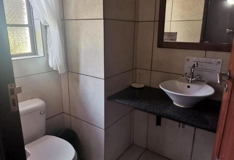 חדר אקונומי, Sanloo Manor Guesthouse