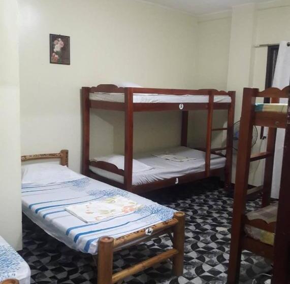 Семейный Номер, Villa Travellers House