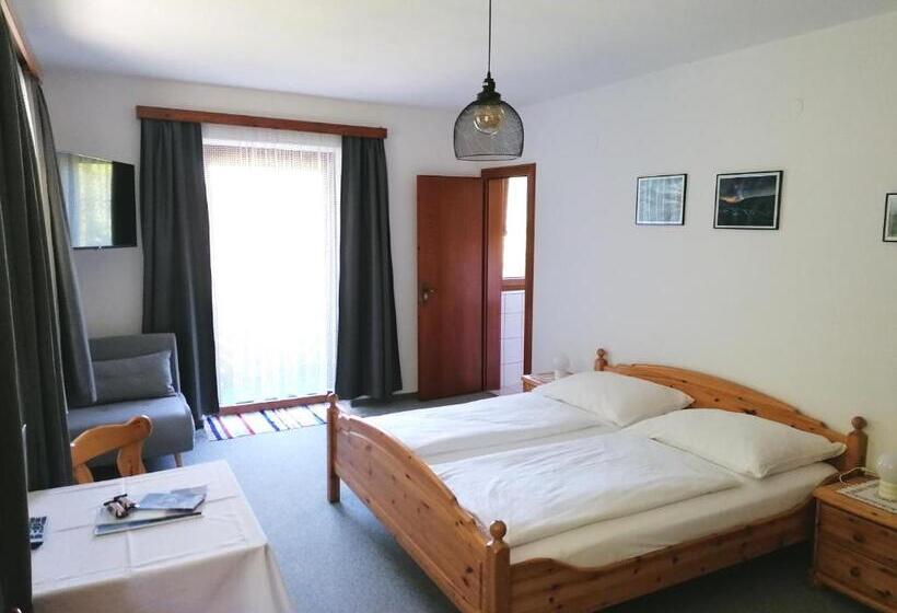 Номер Deluxe с Балконом, Haus Oswald Am See