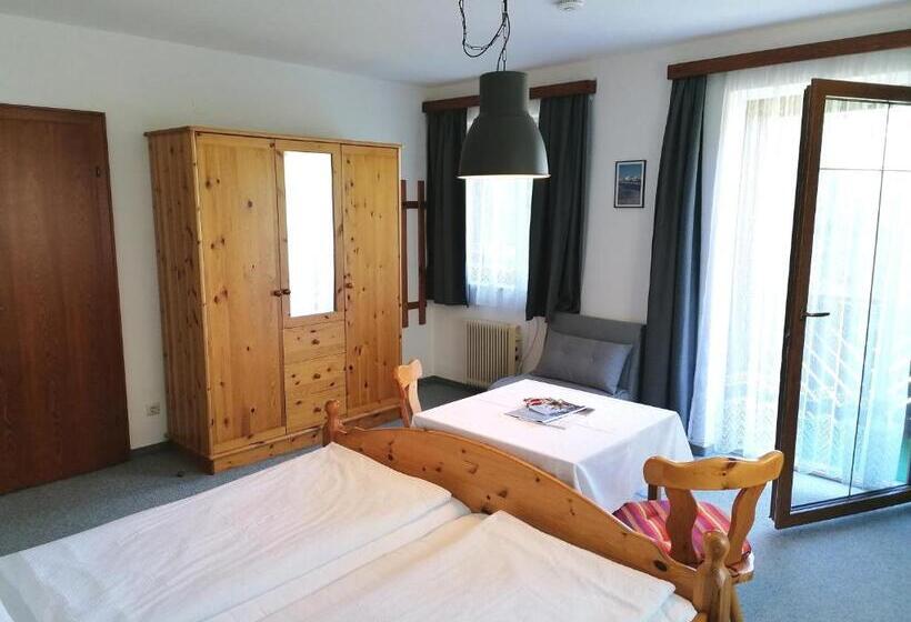 Номер Deluxe с Балконом, Haus Oswald Am See