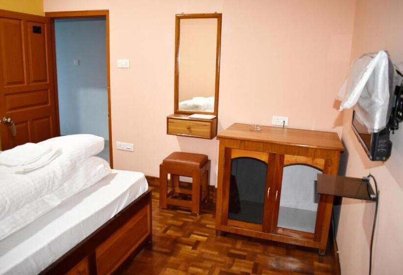 اتاق اکونومی, Alpine Guest House