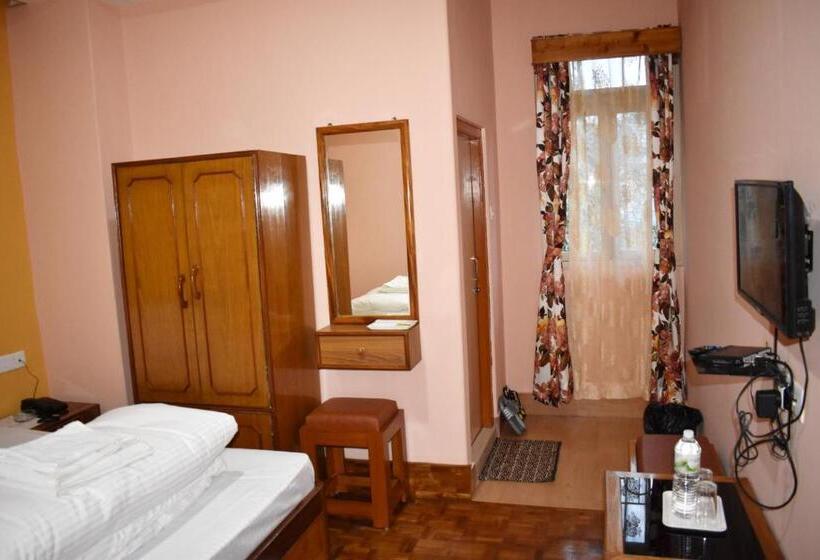 اتاق اکونومی, Alpine Guest House