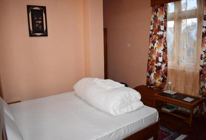 اتاق اکونومی, Alpine Guest House