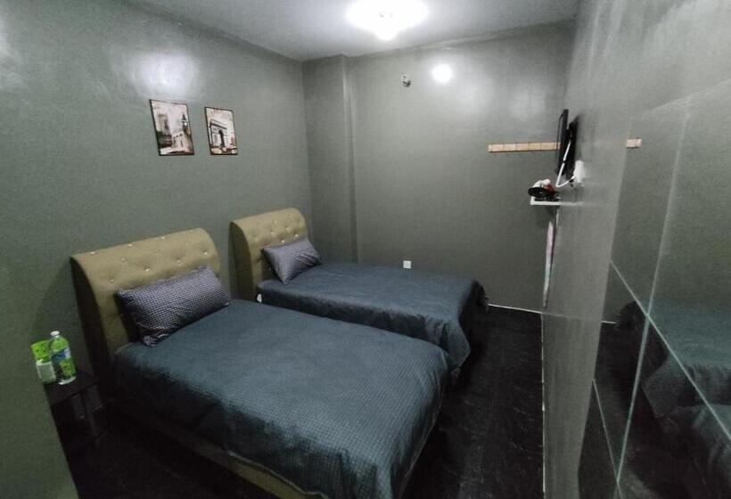 Quarto Estandar, Oasis