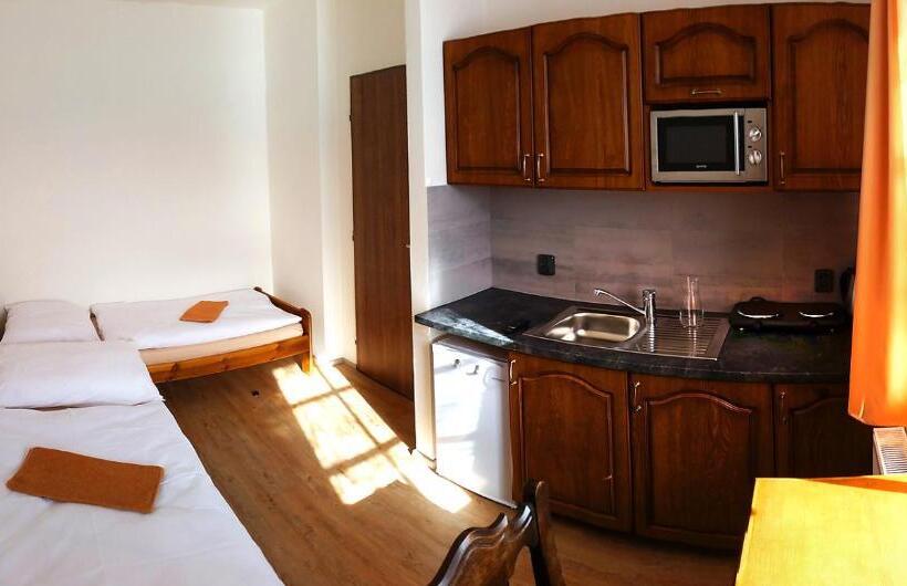 豪华套房, Apartmány šachty
