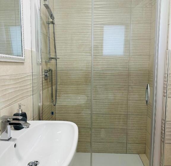 اتاق لوکس, B&b La Perla