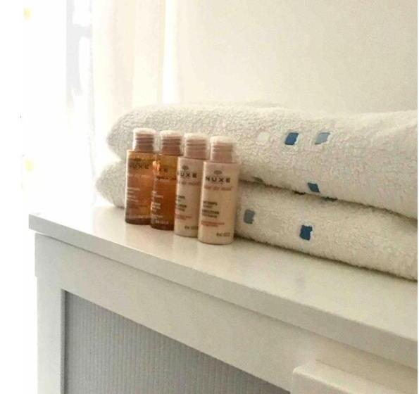 Номер Стандарт, Valencia Beach Room With Private Bathroom Coliving