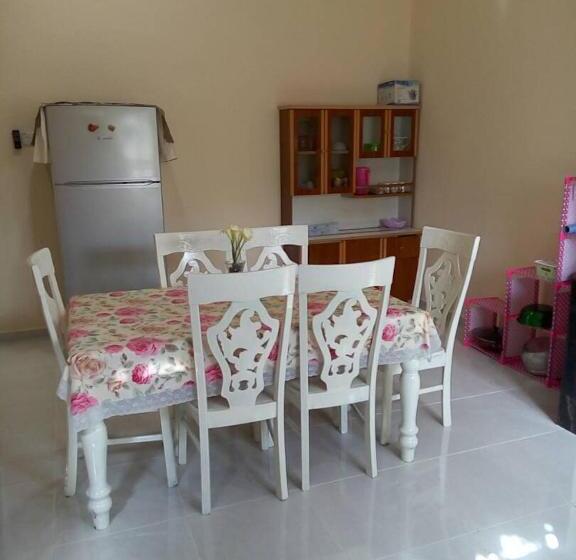 ویلای استاندارد 3 خوابه, Airport Kelantan Homestay & Transit