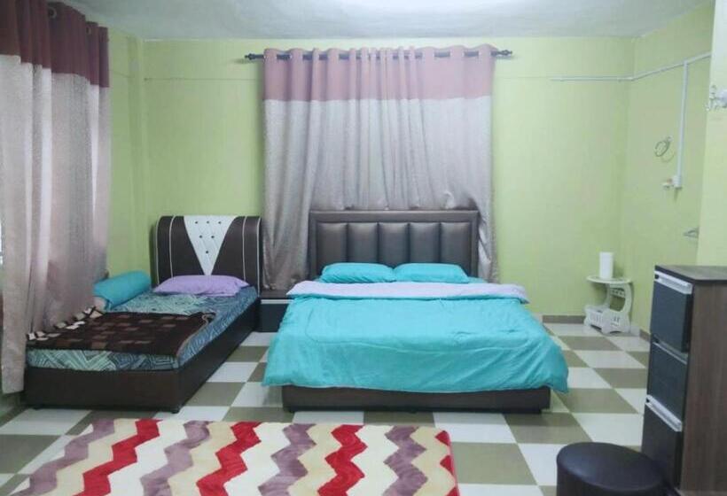 اتاق خانوادگی, Airport Kelantan Homestay & Transit