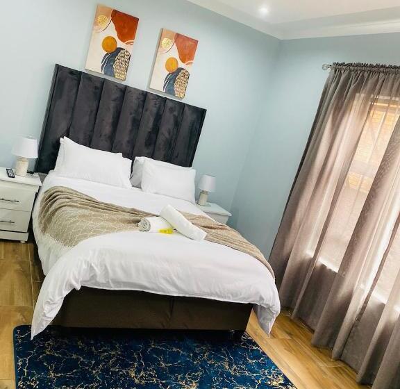 اتاق استاندارد با سرویس بهداشتی مشترک, Airport Imperial Guest House