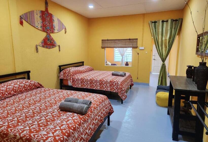 اتاق لوکس خانوادگی, Gecko Guesthouse