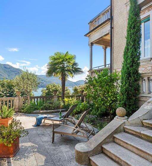 Standard studio with lake view, Villa Maria Apartments