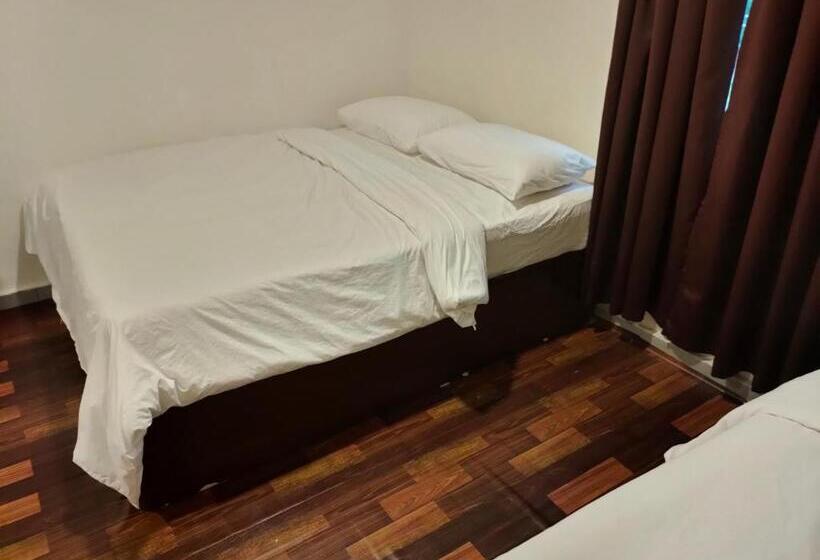 سوییت سوپریور, Mz Hotel Official Account