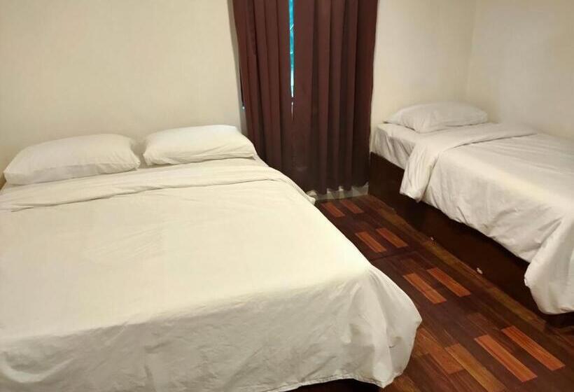 سوییت سوپریور, Mz Hotel Official Account