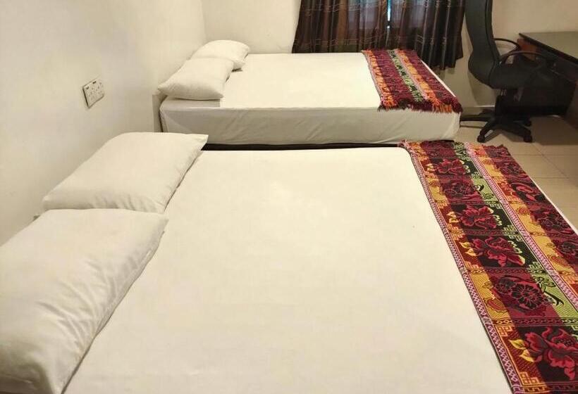 سوییت خانوادگی, Mz Hotel Official Account