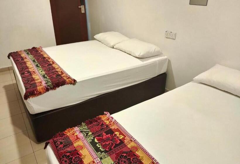 سوییت خانوادگی, Mz Hotel Official Account