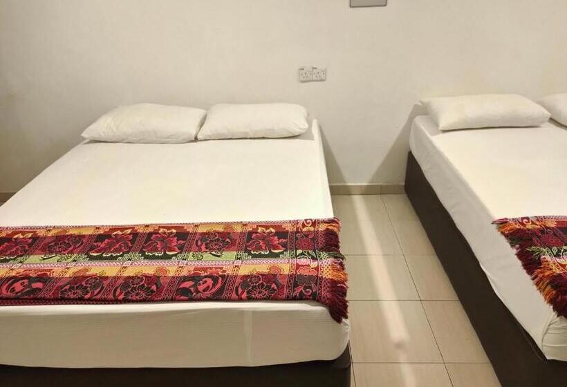 سوییت خانوادگی, Mz Hotel Official Account