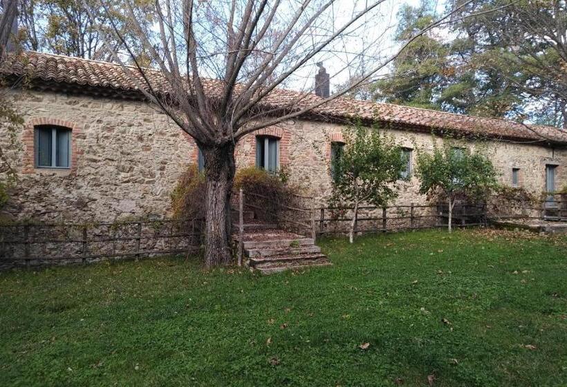 Апартаменты 1 Спальня Вид на Сад, Torre Camigliati Dimora Storica