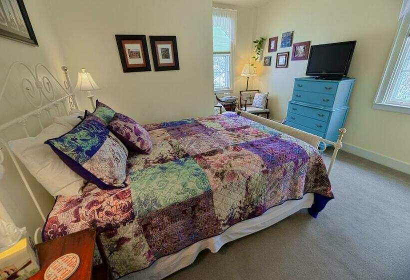 Номер Superior, The Bed And Breakfast At Oliver Phelps