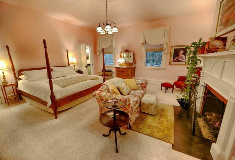 Люкс, The Bed And Breakfast At Oliver Phelps