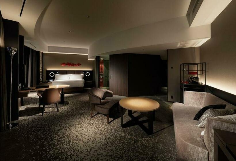 Номер Executive Кровать Кинг, Conrad Osaka