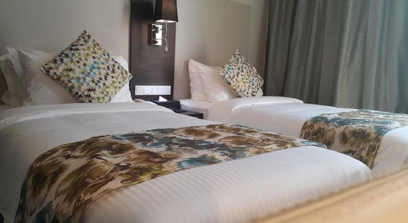 اتاق استاندارد سه نفره, M Hotel Makkah By Millennium