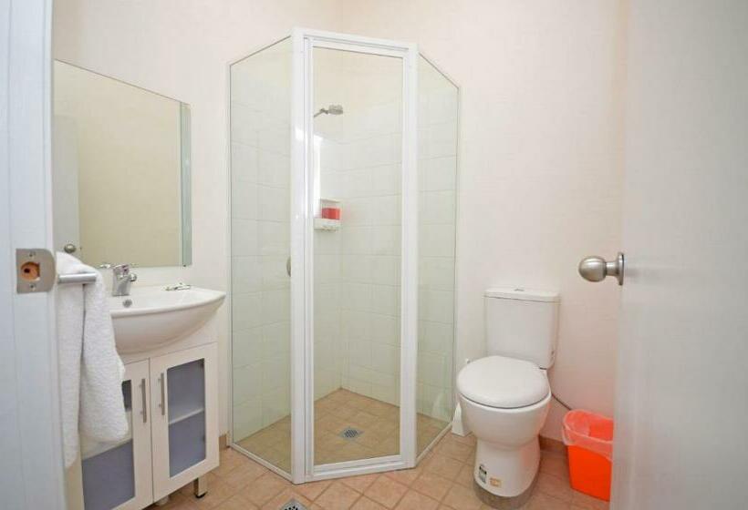 غرفة قياسية, The Hallows Accommodation