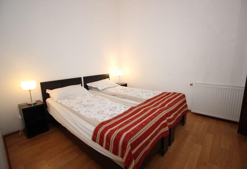 침실 1개 아파트, Main Square Apartments & More