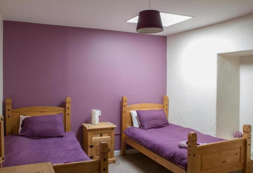 Номер Стандарт Совместная Ванная, Cú Chulainns Accommodation