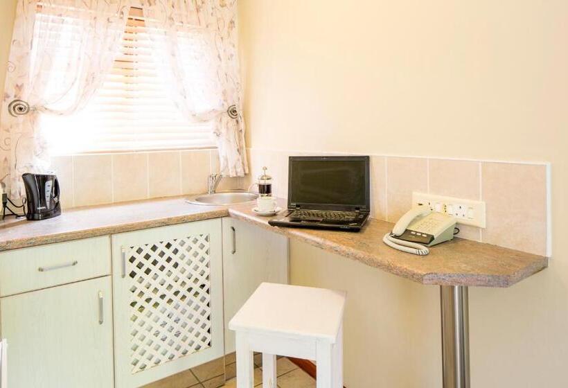 Номер Стандарт Индивидуальный, Kingfisher Guesthouse