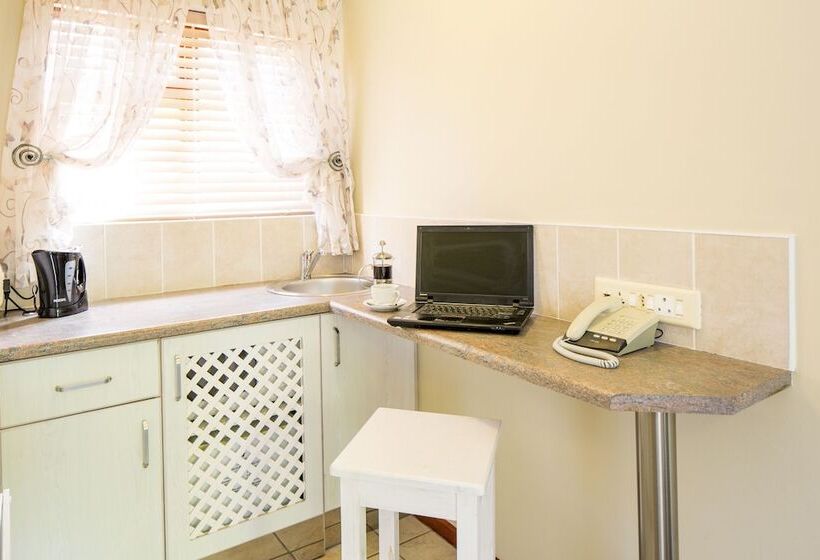 Номер Стандарт, Kingfisher Guesthouse