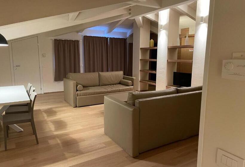 Apartamento Ático 2 Quartos, Ceccarini Suite