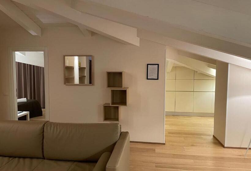 Apartamento Ático 2 Quartos, Ceccarini Suite