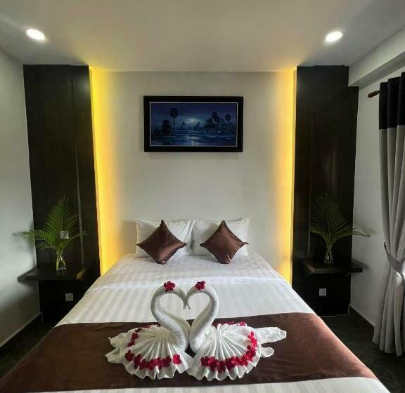 اتاق لوکس, The Moon Kampot Boutique