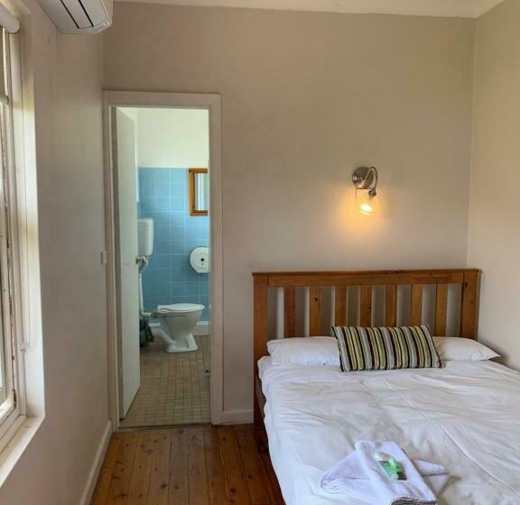 اتاق استاندارد یک نفره, Burwood Bed And Breakfast