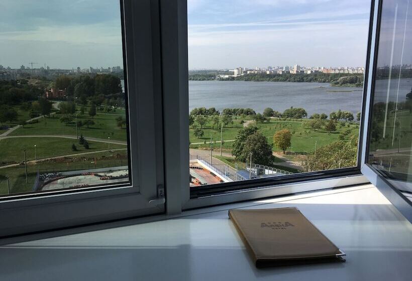 Suite, Arena