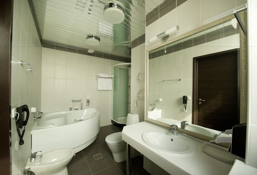 Apartament 1 Dormitori, Arena