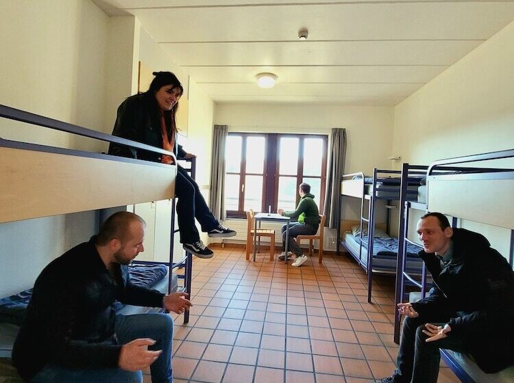 בית, 3 חדרי שינה, Auberge De Jeunesse De Bouillon