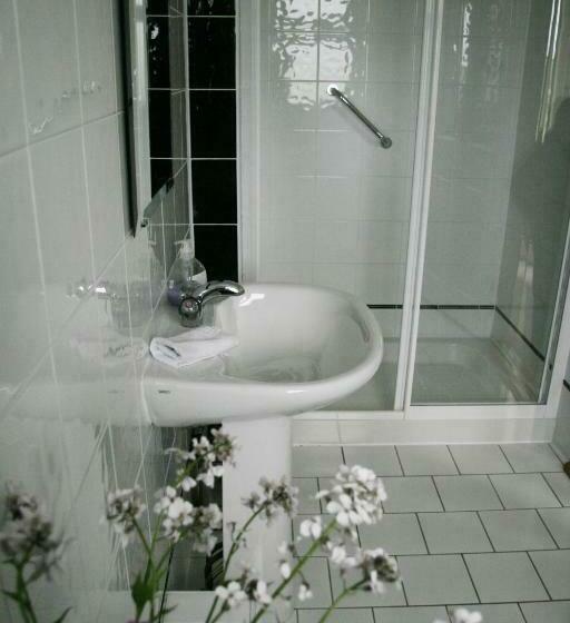 Семейный Номер, Seapoint House