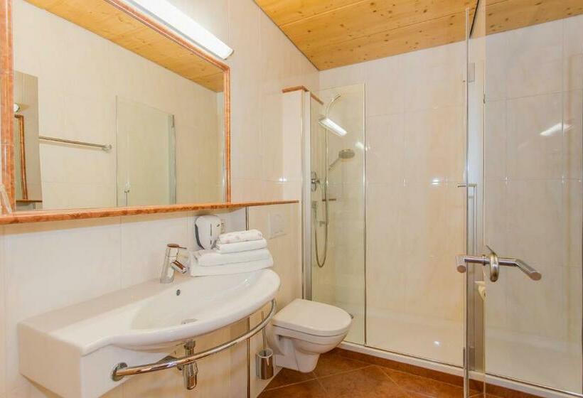 Номер Комфорт, Hettlerhof