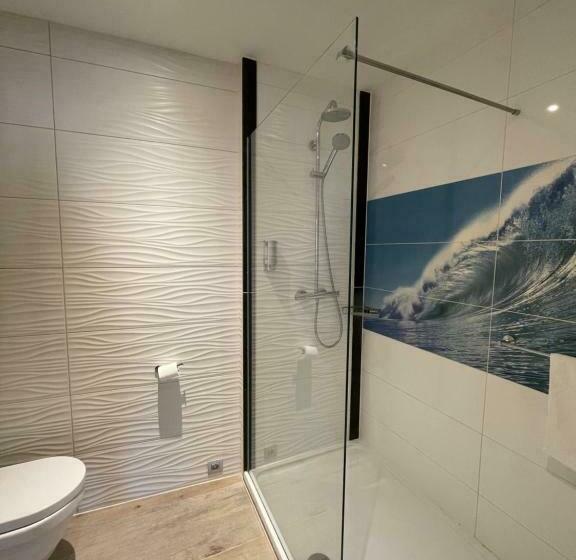 חדר אקונומי, Martin S Dream